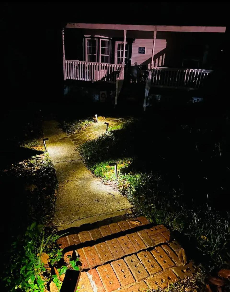 Cici'S Guest House Лоръл Екстериор снимка